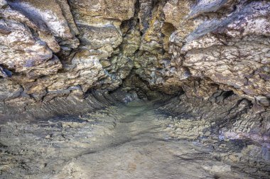 Karst mağarasında Galeri