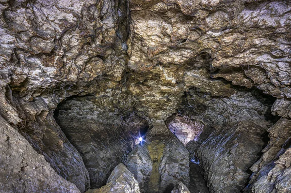 Галерея в пещере — стоковое фото
