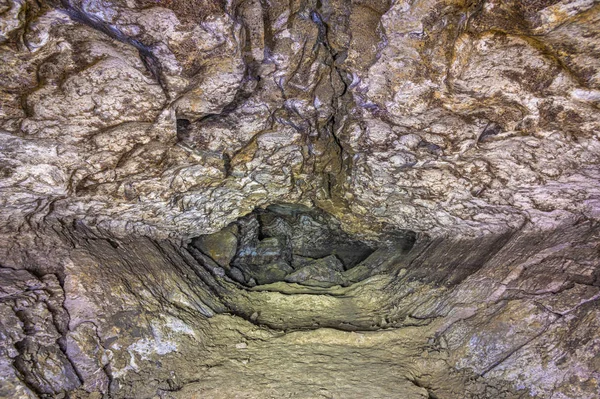 Gallery in the karst cave — Stock Photo, Image