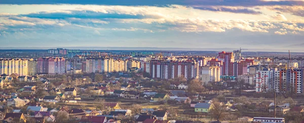 Panorama över den ukrainska staden — Stockfoto