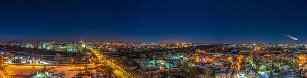 Panorama della città ucraina di notte da un'altezza — Foto Stock