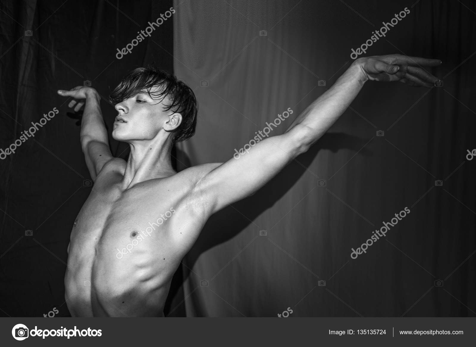 Black men erotic dancing — photo 13