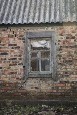 Eski pencere tuğla duvar resim