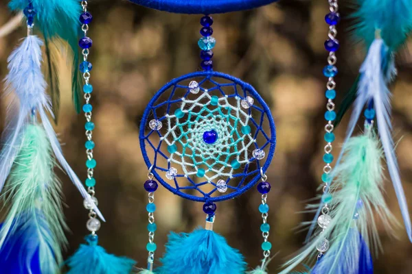 Photo of a dreamcatcher made by hand — Stock Photo, Image