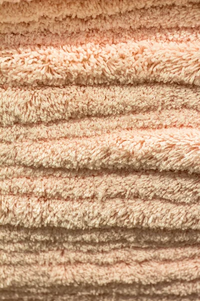 Σωρός από πετσέτα τακτοποίηση στο στρώμα — Φωτογραφία Αρχείου