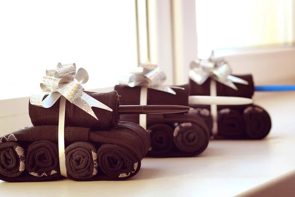 çorap erkek 23 Şubat hediye olarak tanklar