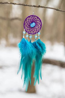 Tüyler deri boncuk ve asılı halatlar, Dreamcatcher küpe yapılmış