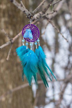 Tüyler deri boncuk ve asılı halatlar, Dreamcatcher küpe yapılmış