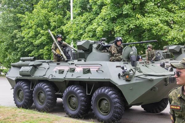 Nowotscherkassk, russland - 9. Mai 2017: Militärparade zum Tag des Sieges im Zweiten Weltkrieg — Stockfoto