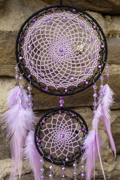 Apanhador Sonhos Com Fios Penas Pérolas Corda Pendurada Dreamcatcher Artesanal — Fotografia de Stock