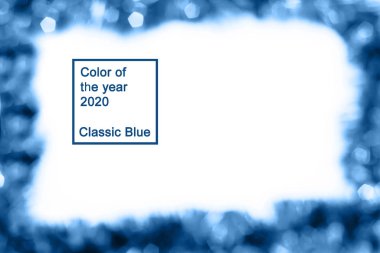 Yılbaşı için klasik mavi renkli bulanık sınır arkaplanı. 2020 Yılı Rengi.