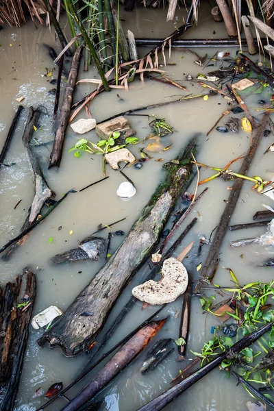 Vuilnis Rivier Vernietigt Het Milieu Wereldmilieudag Concept — Stockfoto