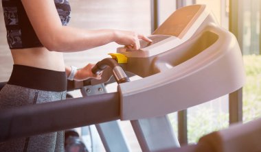 Fitness, sağlıklı spor, formda ve sağlam.