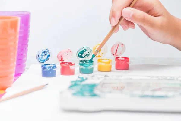 Dzieci Uczą Się Kolorowania Malowania Klasie — Zdjęcie stockowe