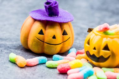 Cadılar Bayramı balkabağı, şeker mi şaka mı konsepti