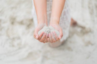 Sahilde yaz mevsimi. Tatili gevşet ve metin için boşluk kopyala