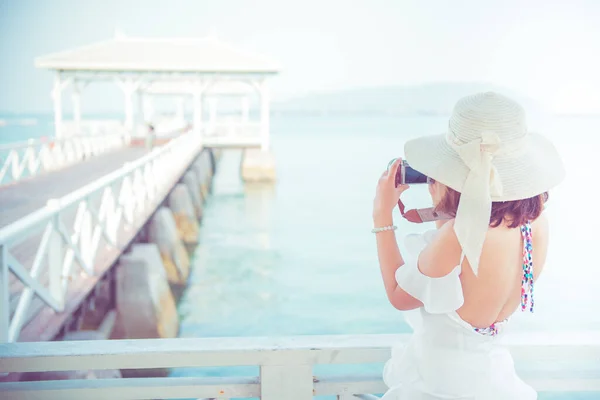 Rear View Shot Woman Relaxing Chonburi Thai Beach — Stock Photo, Image