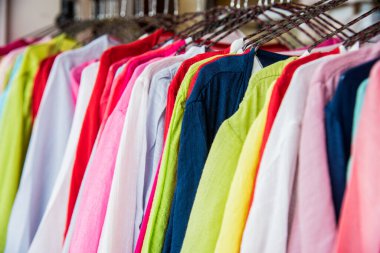 renk arkaplanı ve renkli kumaş