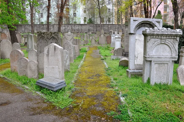 Antigo Cemitério Judaico em Praga — Fotografia de Stock