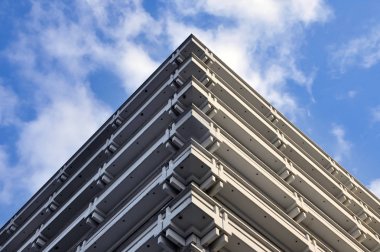 Modern bina açısı