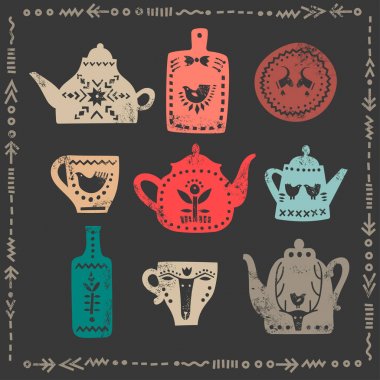 Vektör set şık çaydanlıklar, bardak ve şişeler halk desen ve dokular siyah bir arka plan ile. Çay Cafe, ambalaj, posterler menü için.