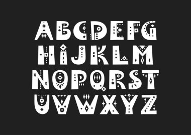 Vektör görüntü alfabesi. Afrika tarzı sermaye desenli harfleri kümesi.