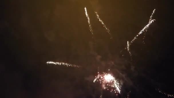 Feliz Año Nuevo Fondo Fuegos Artificiales Dorados — Vídeos de Stock