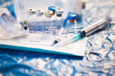 Coronavirus aşıları şişe tıbbi arka plan