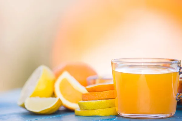 Färsk Ekologisk Apelsinjuice Till Frukost — Stockfoto