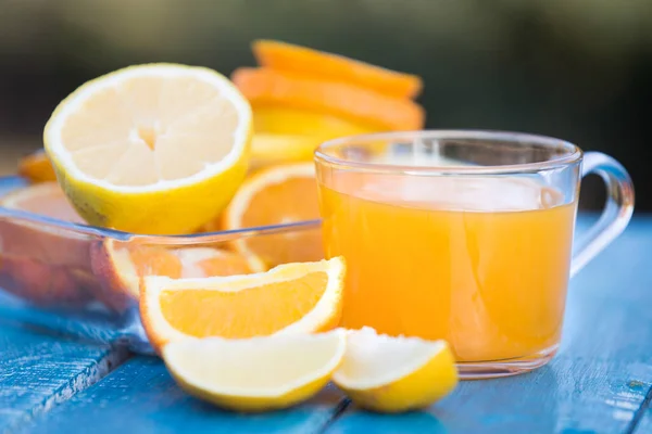 Sumo Laranja Orgânico Fresco Para Pequeno Almoço — Fotografia de Stock