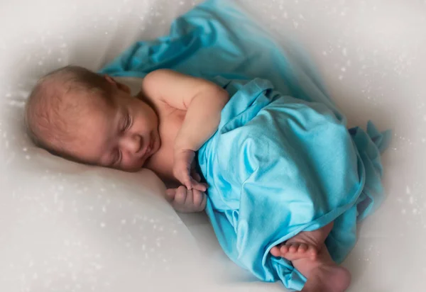 Мальчик 14 дней после рождения — стоковое фото