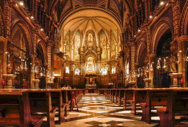 İspanya. Catalonia. Montserrat kilise içinin. Manastır