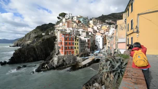 Riomaggiore Liguria Cinque Terre bölgesinde — Stok video