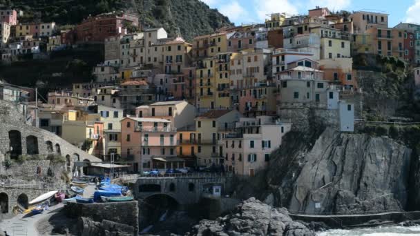 Liguria régió Cinque Terre területén található Riomaggiore — Stock videók