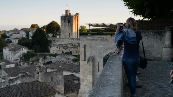 Görünümü, ortaçağ şehir, Saint Emilion Fransa — Stok video