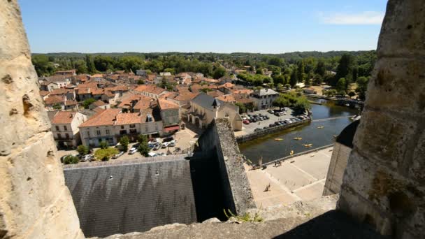 Pohled ze středověké město Saint Emilion ve Francii — Stock video