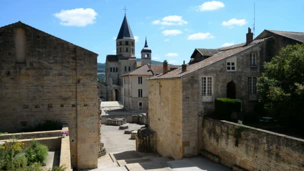 Iglesia románica Cluny en Francia — Vídeos de Stock