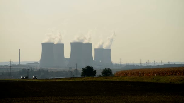 Nükleer santral Dukovany Çek Cumhuriyeti — Stok video