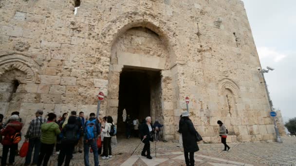 Сионские ворота в старом городе Иерусалима — стоковое видео