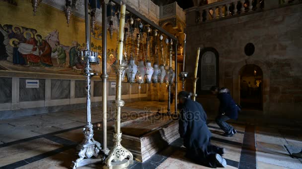 Kudüs'ün kutsal Sepulchre Kilisesi'nin iç görünüm — Stok video