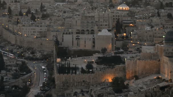 Cúpula de la Roca vista desde el Monte de los Olivos en Jerusalén — Vídeo de stock