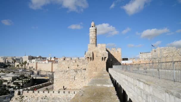 Rampart lopen, toren van David in Jeruzalem — Stockvideo