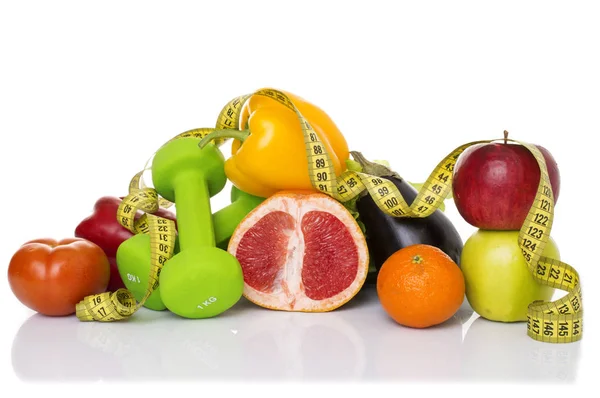 健身器材和健康的食物 — 图库照片
