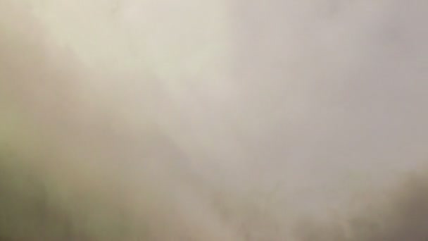 Timelapse de nuages gris couvert 