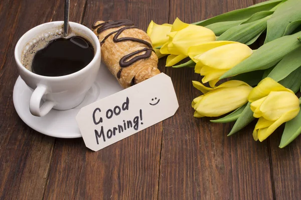 Cup of coffee, tulips and Good morning massage — Stock Photo, Image