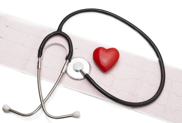 聴診器と赤い心臓と心臓 — ストック写真