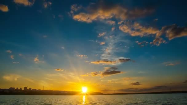 4k, Puesta del sol en la bahía, Fotografía de lapso de tiempo, Cinemagraph, cielo nocturno, video loop , — Vídeo de stock