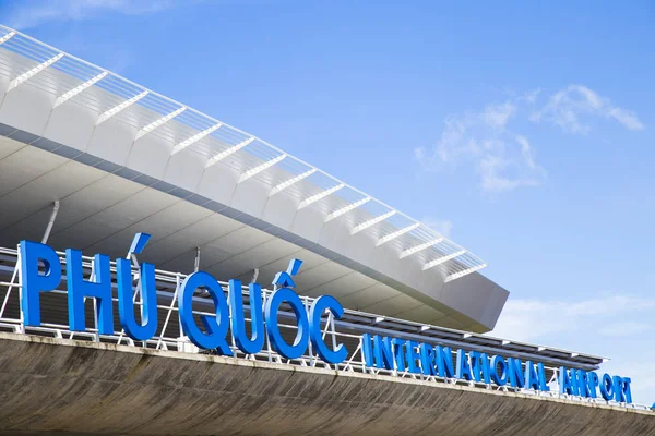 Welcome gate of Phu Quoc Airport — Stock Photo, Image