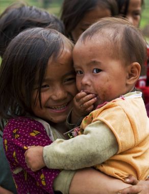 Tanımsız Hmong çocuk gülümseyen