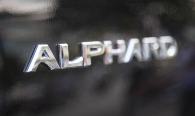 Toyota Alphard executive lounge logosu